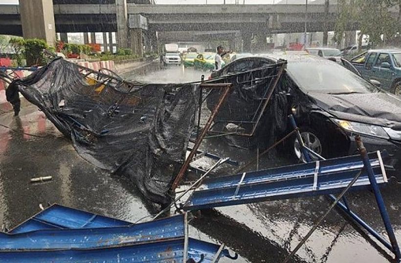 Summer storm cell hits Bangkok