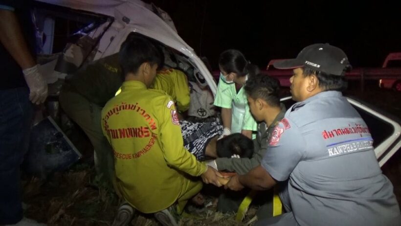 Driver killed and 10 Burmese workers injured in Tak crash