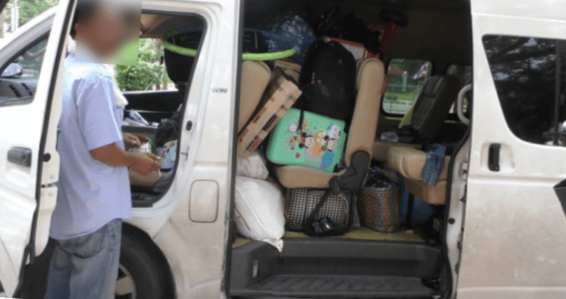 นั่งรถตู้ขนของแน่นต้องระวัง ชาวเมียนมาเดินทางกลับบ้าน หมดสติยกคัน | The Thaiger