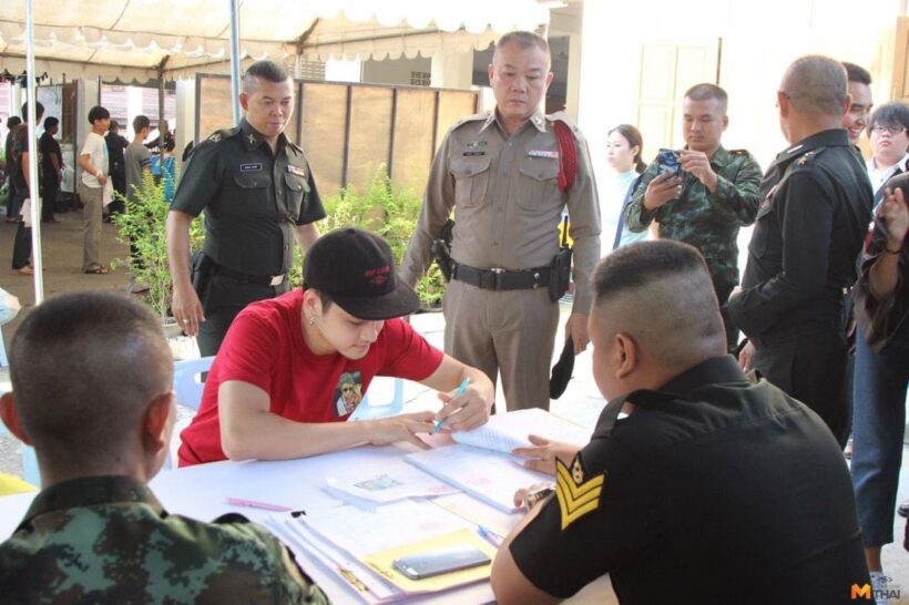 “เก้า จิรายุ” ยื่นผ่อนผันทหารเกณฑ์ปีสุดท้าย ปีหน้าอาจจะสมัคร | The Thaiger