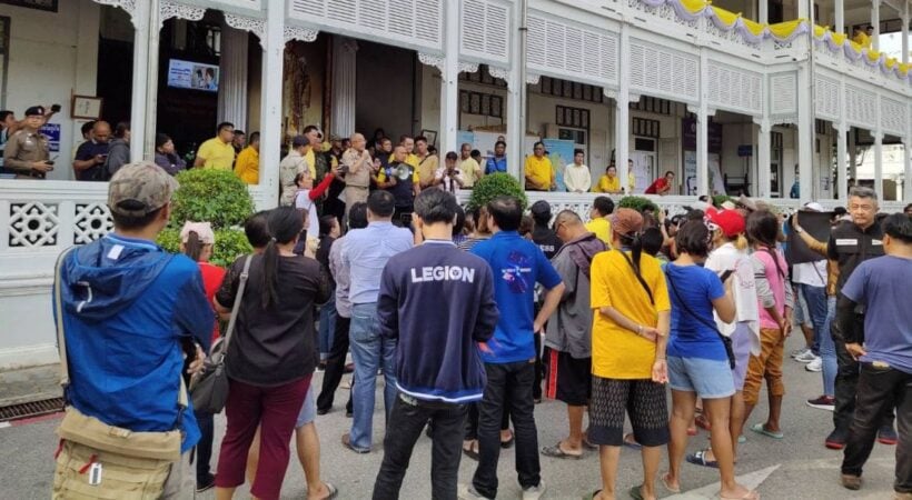 Residents protest the Phuket Governor over water shortages