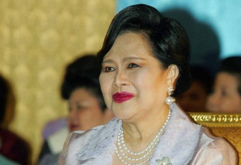 HM Queen Sirikit advised to stay in hospital for treatment