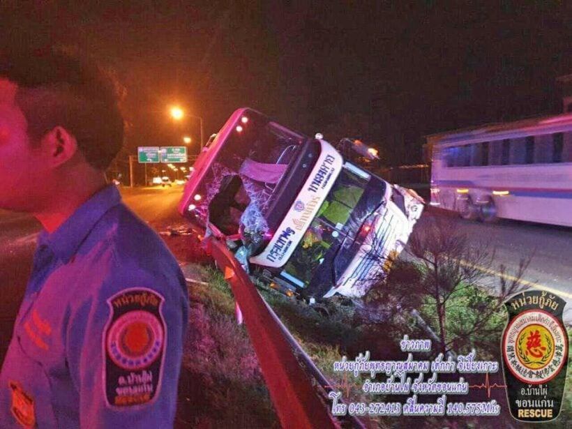 Bus crashes off the road in Khon Kaen