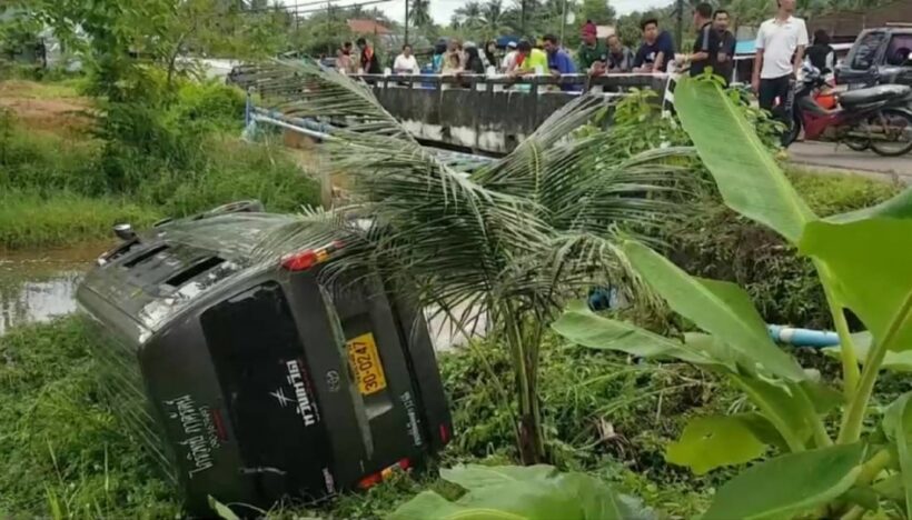 Tourists injured as minivan flips over in Krabi