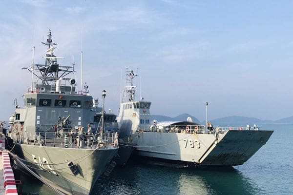 Seastead structure dragged back to shore by Royal Thai Navy