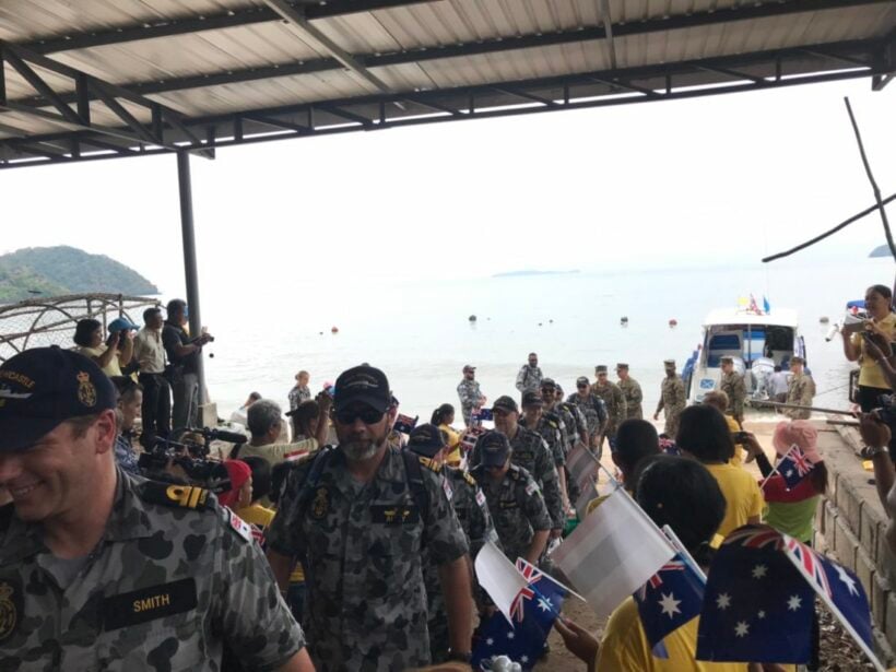 Australian Navy and Phuket Consulate join in 'Big Cleaning Day' | News by Thaiger