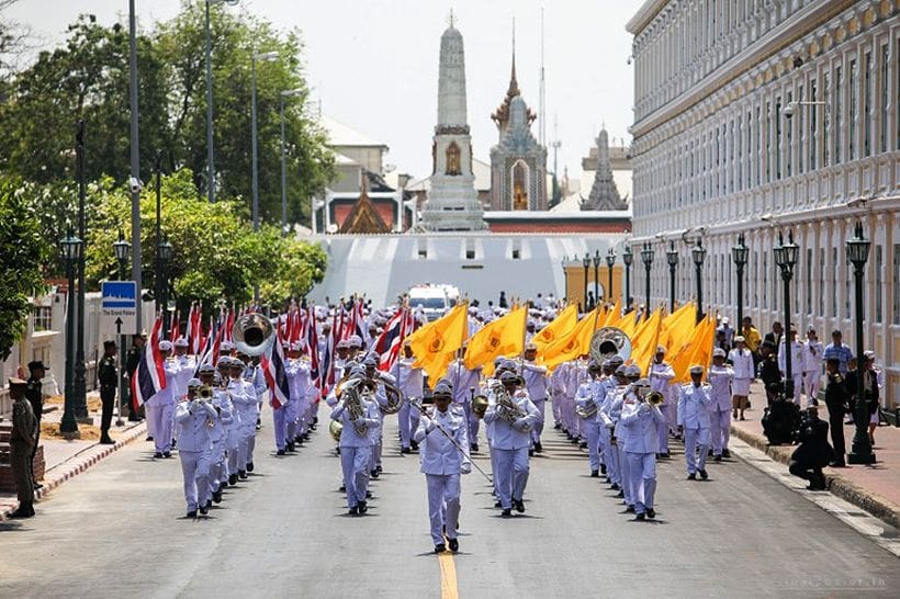 Sacred water drawing ceremony led by Bangkok Governor