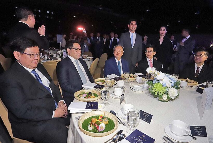เลือกตั้ง2562: ยังสอบไม่เสร็จ! โต๊ะจีนพลังประชารัฐ เงินยังไม่เข้าบัญชีพรรคถือว่าไม่ผิด | The Thaiger