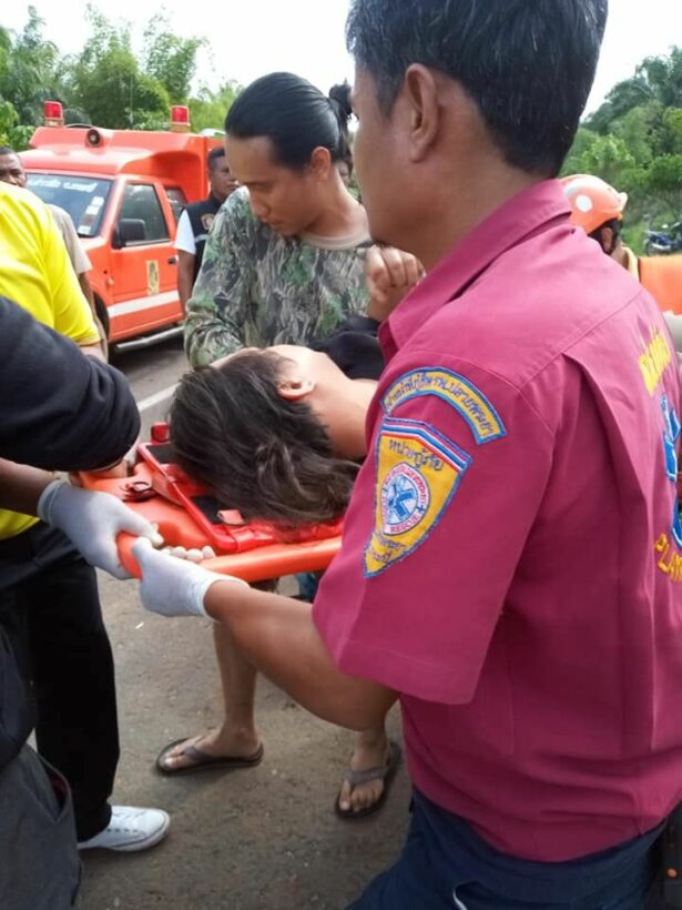 Drivers injured as minivan collides with pickup in Krabi | News by Thaiger