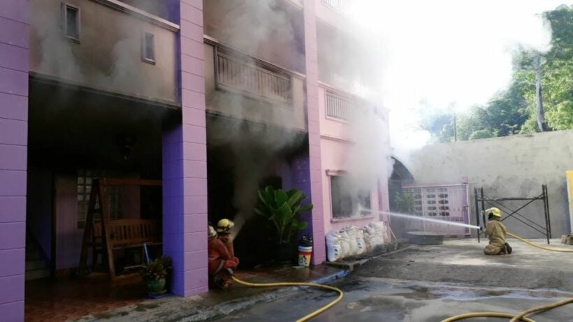 Fire destroys apartment in Rassada