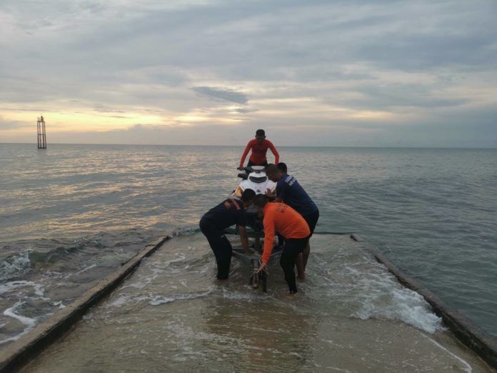 77 year old Swede dies from heart attack on beach in Trat