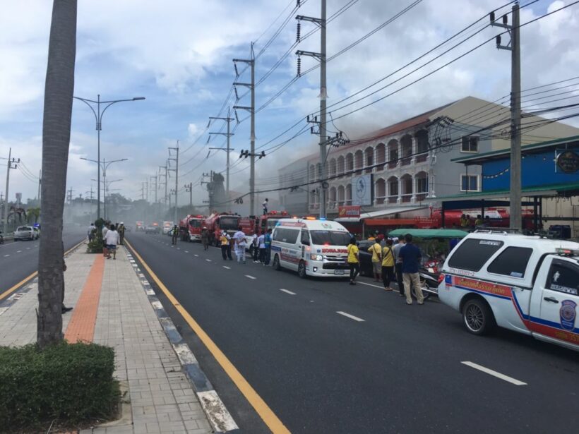 Fire destroys steamed-bun shop in Wichit