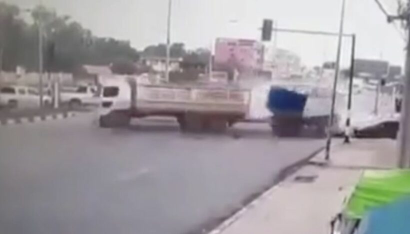 One dead, one injured after trailer truck runs red light in Chachoengsao – VIDEO