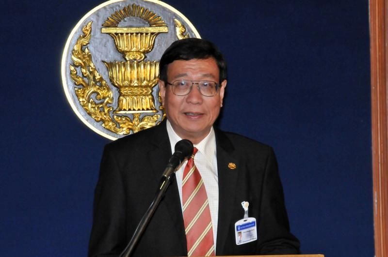 มติเอกฉันท์ “พรเพชร วิชิตชลชัย” ยืนหนึ่ง “ประธานวุฒิสภา” | The Thaiger