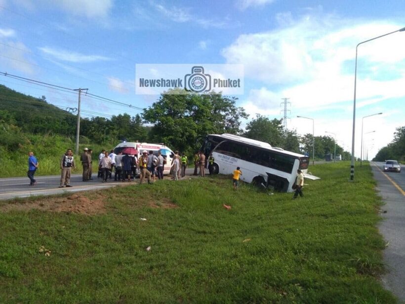 Four Chinese passengers injured in Phang Nga as wheel comes off tour bus – VIDEO