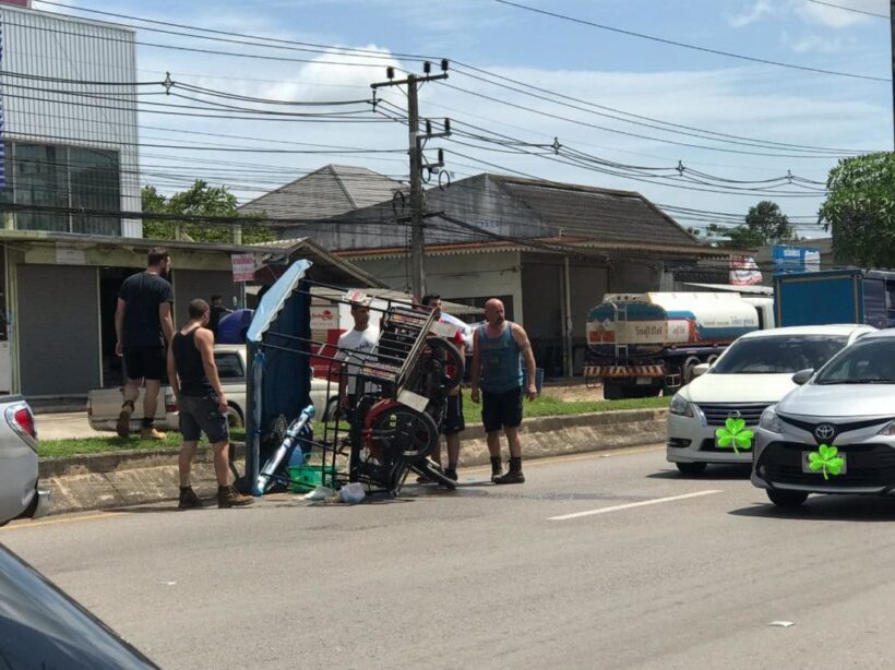 ไม่ใช่ฉากแอ็กชั่นแต่เรื่องจริง ภาพประทับใจทีมงาน “Fast9” ช่วยสาวสามล้อพ่วงโดนรถชน: กระบี่ | The Thaiger