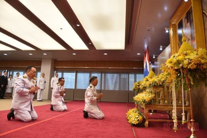 โปรดเกล้าฯ “ชวน หลีกภัย” เป็นประธานสภาผู้แทนราษฎร “สุชาติ-ศุภชัย” รองประธานสภาฯ | The Thaiger