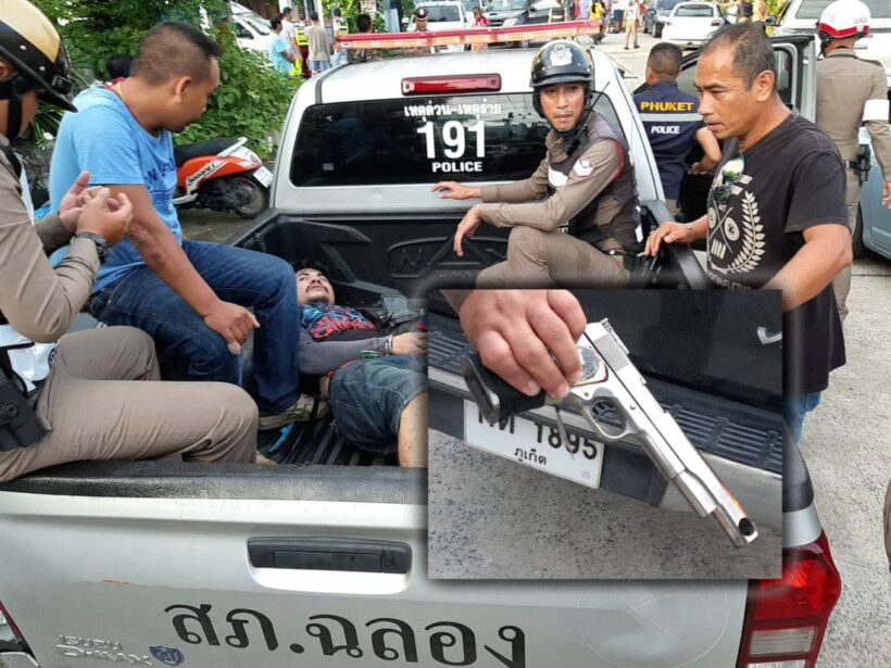 หนุ่มตรังฉุนแฟนขอแยกทาง บุกถึงบ้านนั่งปรับทุกพี่แฟน ก่อนชักปืนยิงขู่ แต่พลาด เจ็บ 2 | The Thaiger