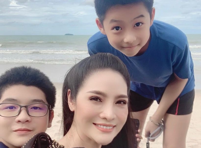 อรอนงค์ พักใจ ชีวิตรัก 26 ปีสิ้นสุด | The Thaiger