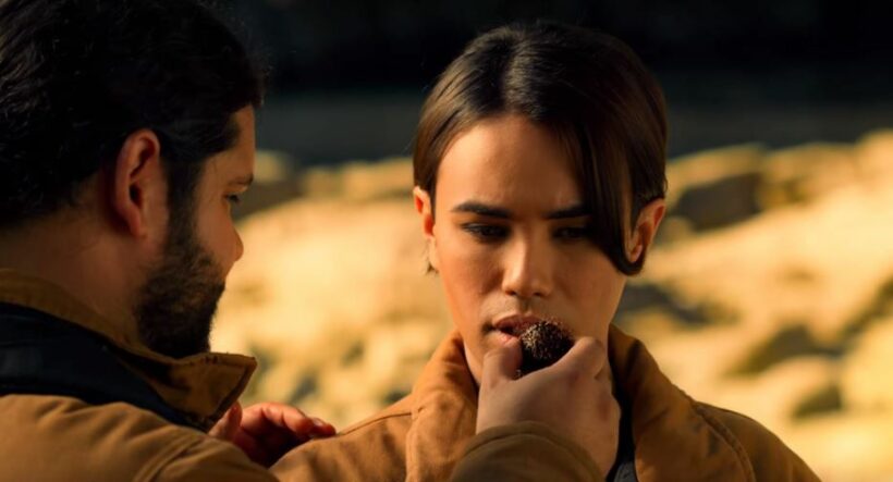 ขำทั้งทวิตเตอร์ เมื่อซีรีส์ Another Life ใน Netflix ใช้เงาะเป็น ผลไม้ต่างดาว | The Thaiger