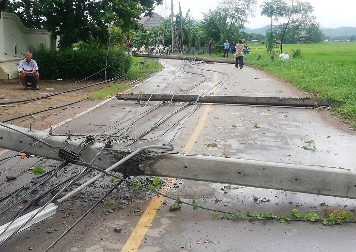 ‘Podul’ batters Phrae as it weakens across northern Thailand