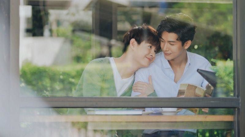 ‘เซ้นต์-พุฒ’ ซบกันใน ‘ไบไม้ที่ปลิดปลิว’ สาววายฟิน เรตติ้งพุ่ง | The Thaiger