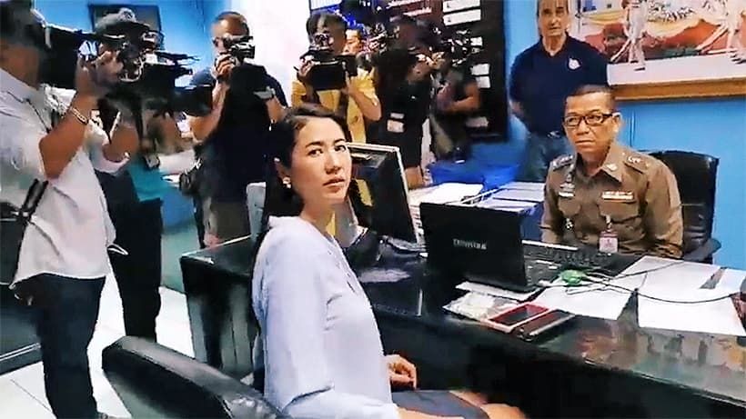 ปารีณา แจ้งความกลับ “ช่อ อนาคตใหม่” ลั่น ตนต่างหากที่โดน Fake news | The Thaiger