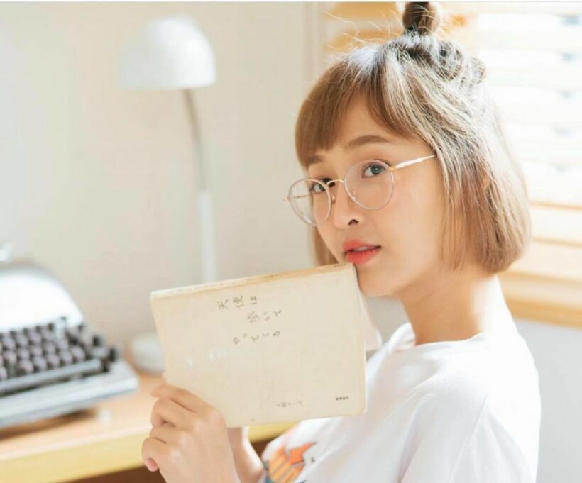 กวาง อาริศา แต่งเพลงจากคอมเมนต์ที่ชาวเน็ตด่า | The Thaiger