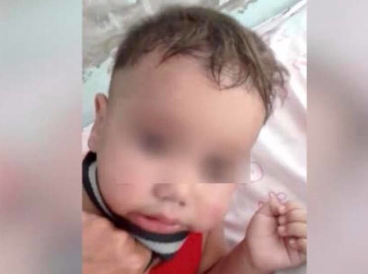 สาวขอนแก่น ไลฟ์เอาเข็มขัดรัดคอลูก ประชดสามีฝรั่งไม่ยอมส่งเงินให้ | The Thaiger