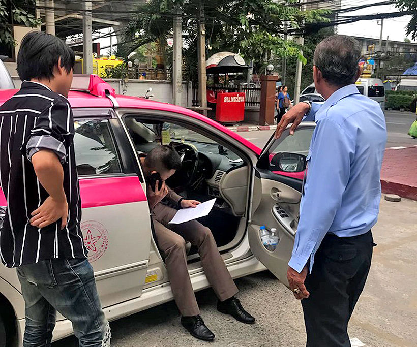 Couple cry foul after ‘turbo switch’ found in Bangkok taxi – VIDEO