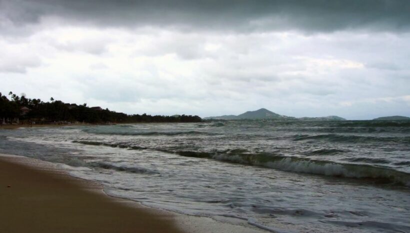 Four beaches in Trang closed to swimming due to unsafe conditions