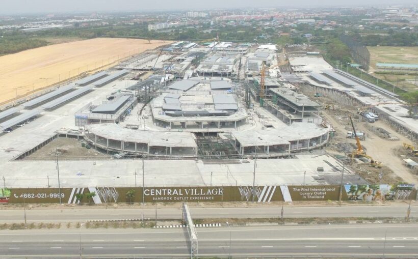 Minister calls for probe on legality of the new Central Village luxury mall at BKK