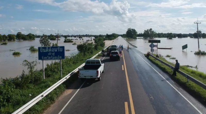 Flood waters reach Roi Et in Thailand’s north-east