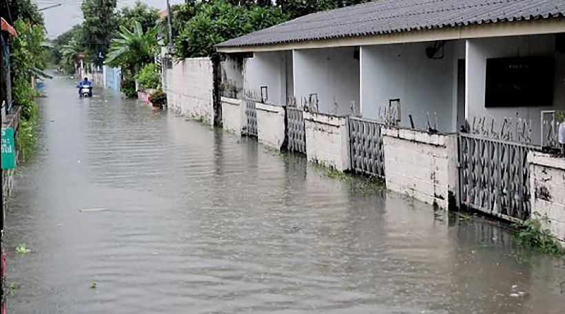 Torrential rain in Thailand’s north and north-east from Podul