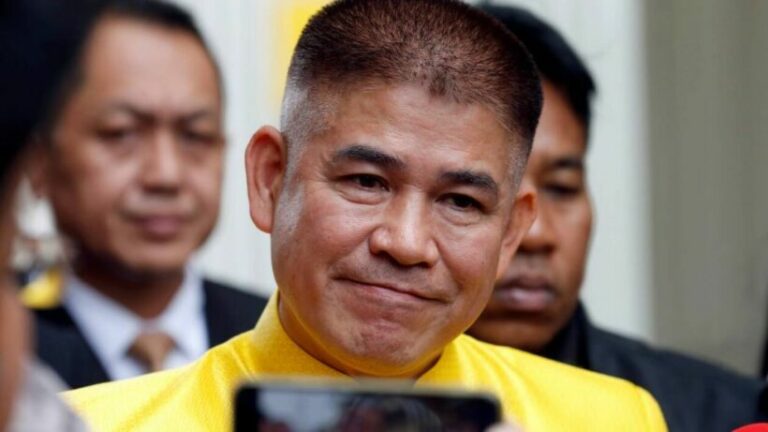 Deputy PM declares Thammanat Prompow controversy finished | Thaiger