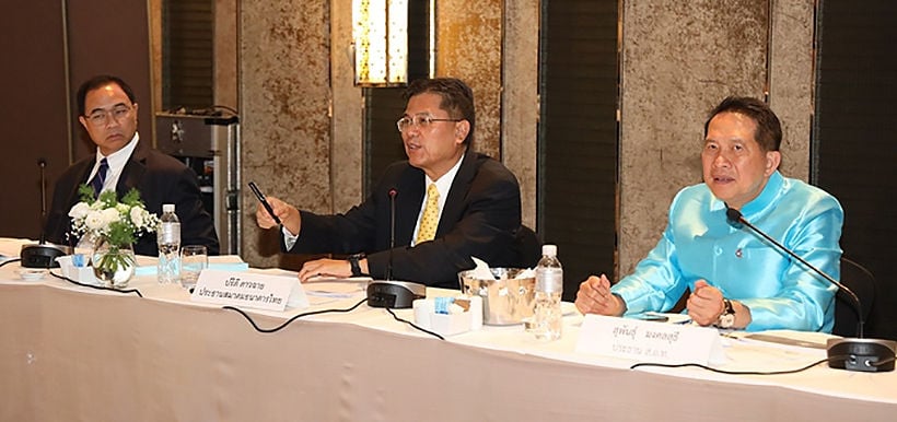 Thai economic committee warns about stagnant growth in second half of 2019 | News by Thaiger