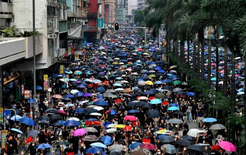 Hong Kong stocks open lower, another weekend of strife ahead