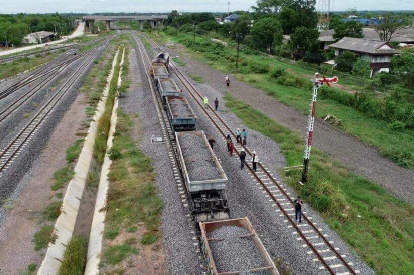 Thai freight train derails near the Laos border