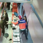 Robber steals Thailand Post van, then robs gold shop in Bangkok | Thaiger