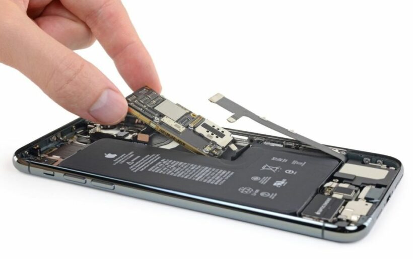 Apple เผยระบบจัดการแบตเตอรี่ใหม่ใน iPhone 11 แก้ปัญหาระยะยาว แบตเสื่อมช้าลง | The Thaiger