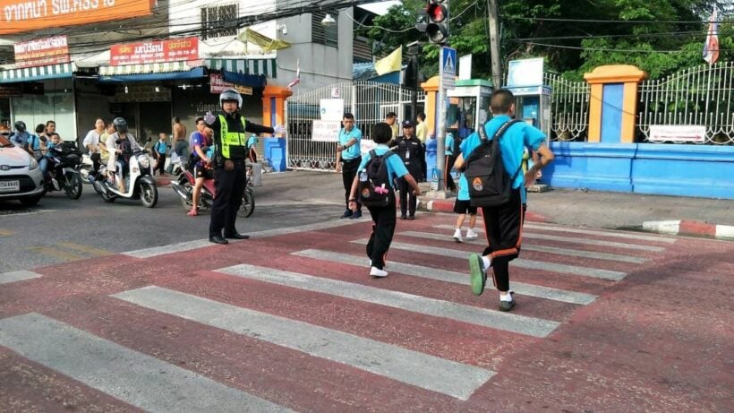 Thai police get tough on drivers at pedestrian crosswalks in Pattaya