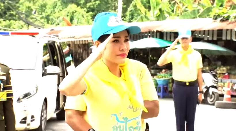เจ้าคุณพระสินีนาฏ ผู้แทนพระองค์ ร่วมกิจกรรมจิตอาสา ณ คลองบ้านใหม่ | The Thaiger
