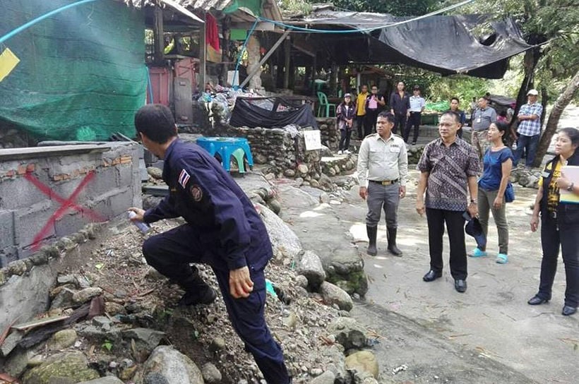 Five days to move out – restaurant encroaches on Nakhon Si Thammarat creek