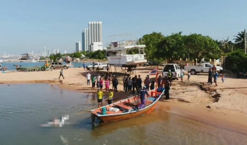 The body of an unidentified foreigner found floating south of Pattaya