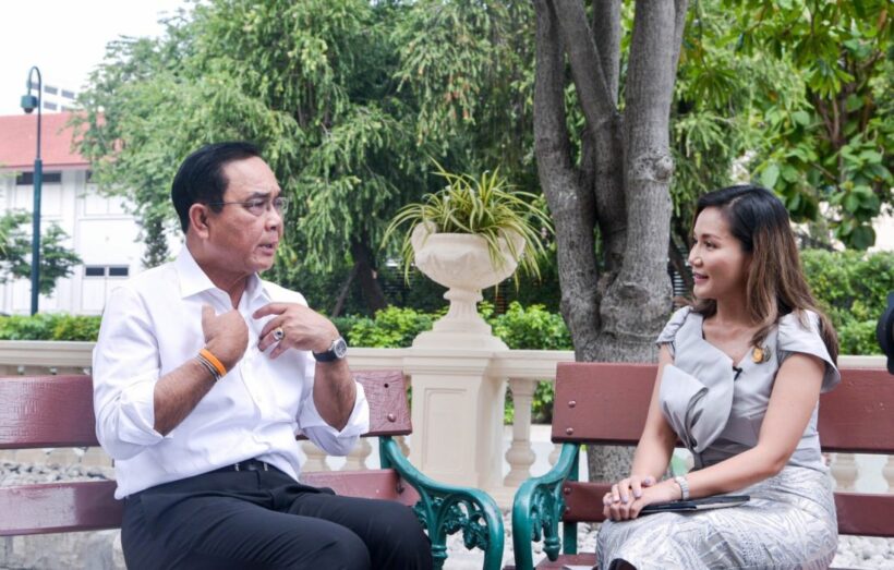 4 ตุลา บ่าย 3 ประยุทธ์ไลฟ์เฟซบุ๊ก รายการ Government Weeky | The Thaiger