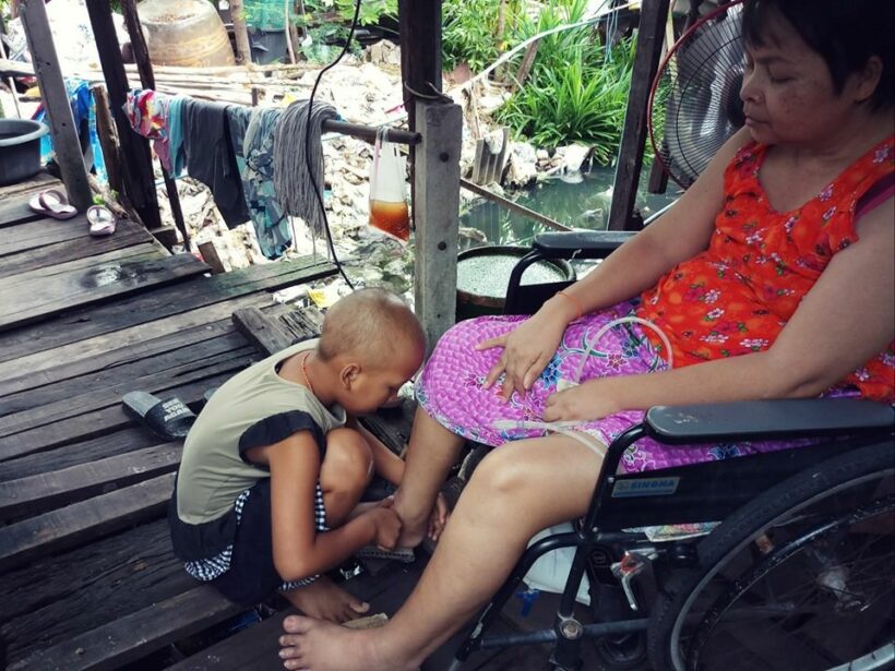 น่าชื่นชม น้องโอปอ วัยเพียง 10 ขวบ แม้ป่วยมะเร็ง แต่สู้เจ็บดูแลตา-ยาย | The Thaiger
