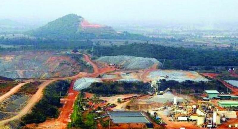 PM takes full responsibility for Phichit’s Chatree gold mine decision