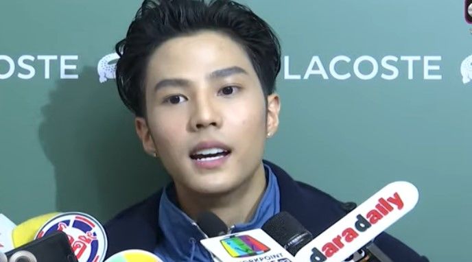 แบงค์ ธิติ รับร้องรักติดไซเรนเพี้ยนทั้งกลุ่ม | The Thaiger