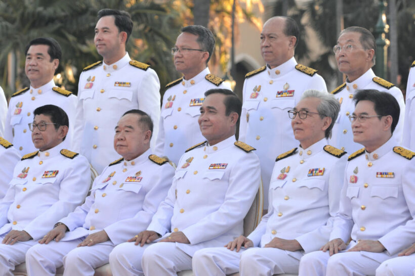 เปิดบัญชีทรัพย์สินคณะรัฐมนตรีประยุทธ์ 2 ไม่มีข้อมูลพลเอกประยุทธ์-ประวิตร | The Thaiger
