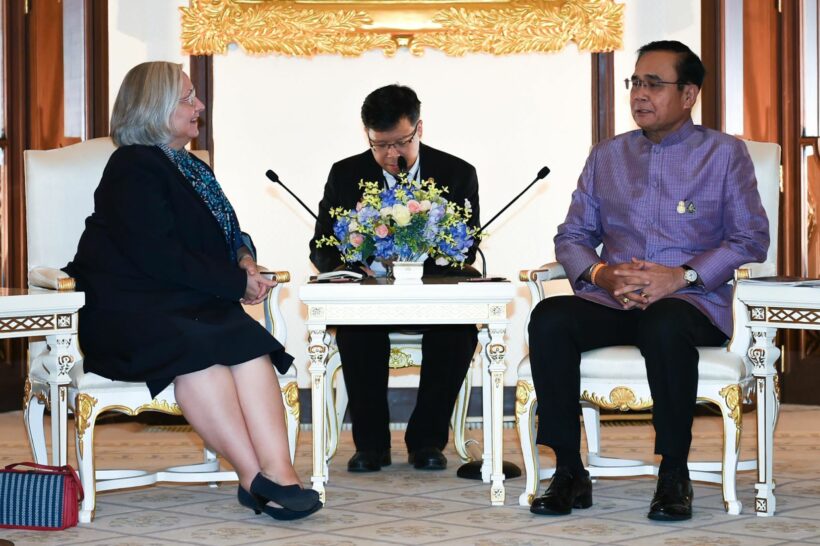 จัสติน ทรูโด นายกแคนาดา ต่อสายตรงถึงบิ๊กตู่ เสียใจมาประชุมอาเซียนไม่ได้ | The Thaiger